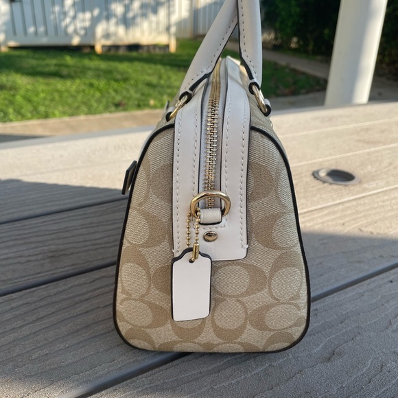 Coach Medium  Rowen Signature Beige bag - Picture 3 of 8